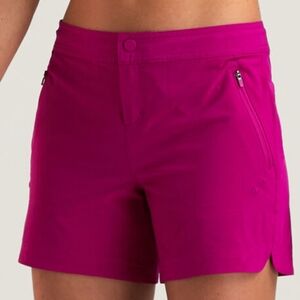 Title Nine Rouge Shorts 5"